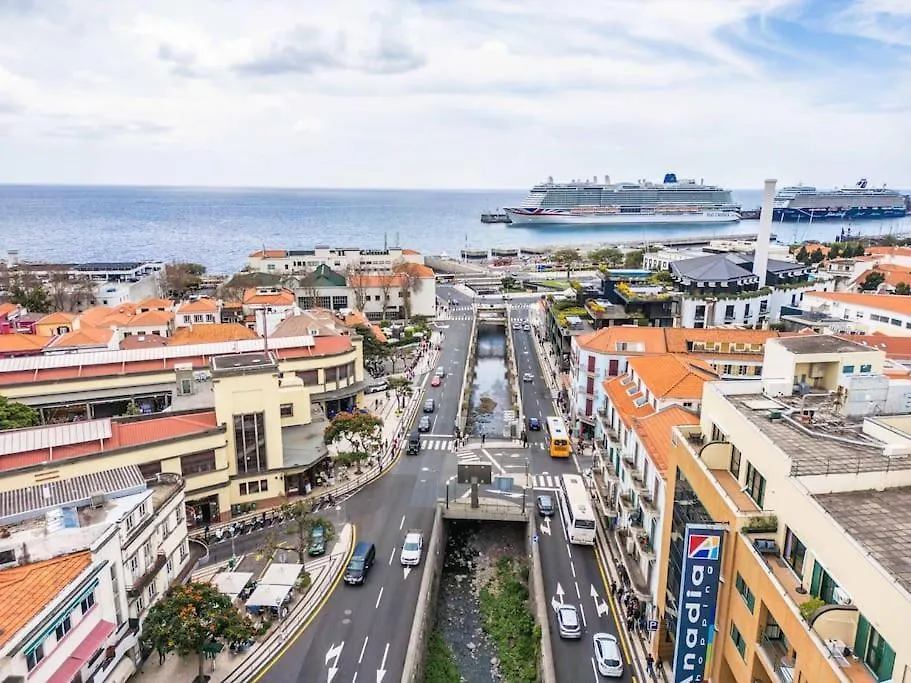Super Top Floor Funchal  0*, Funchal (Madeira)